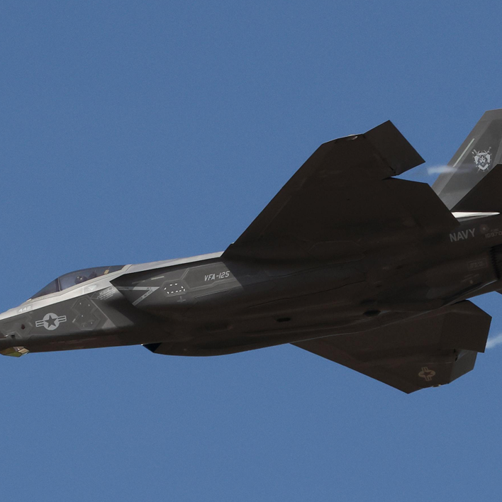 Tank Aircraft Plane Bg Runway